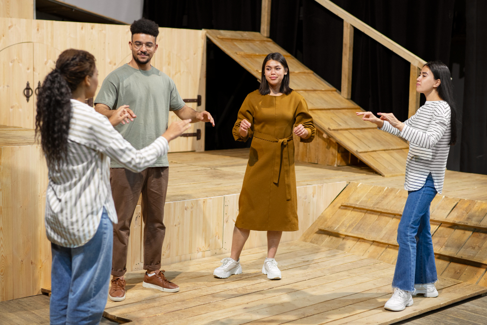 How Taking Acting Classes in Houston Can Help You To Master Acting
